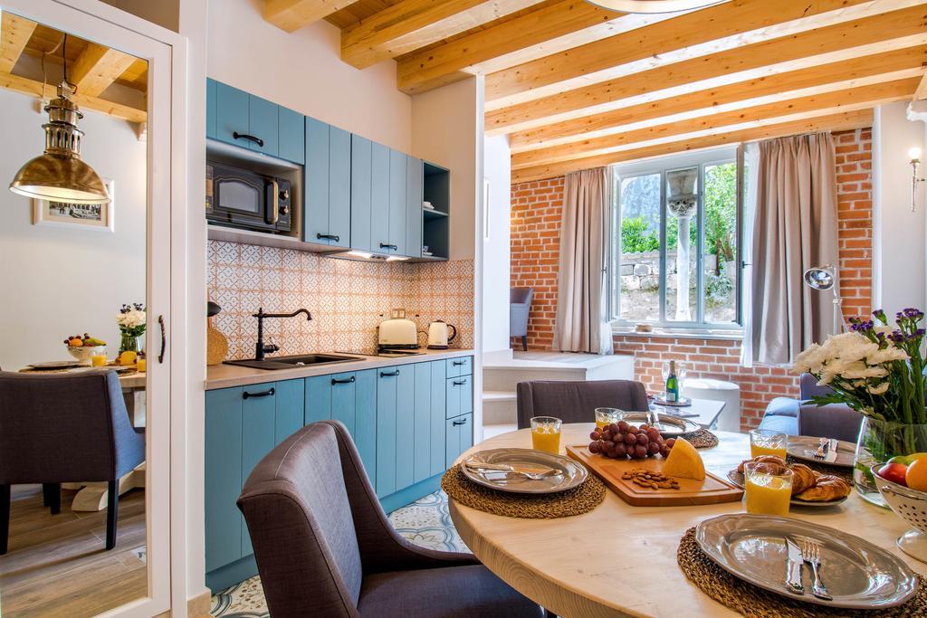 Heritage Suites Zanini Hvar Town Exterior foto